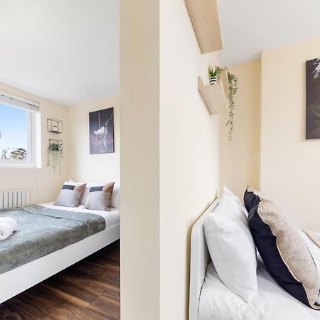 ايزلورث Twickenham Homes المظهر الخارجي الصورة