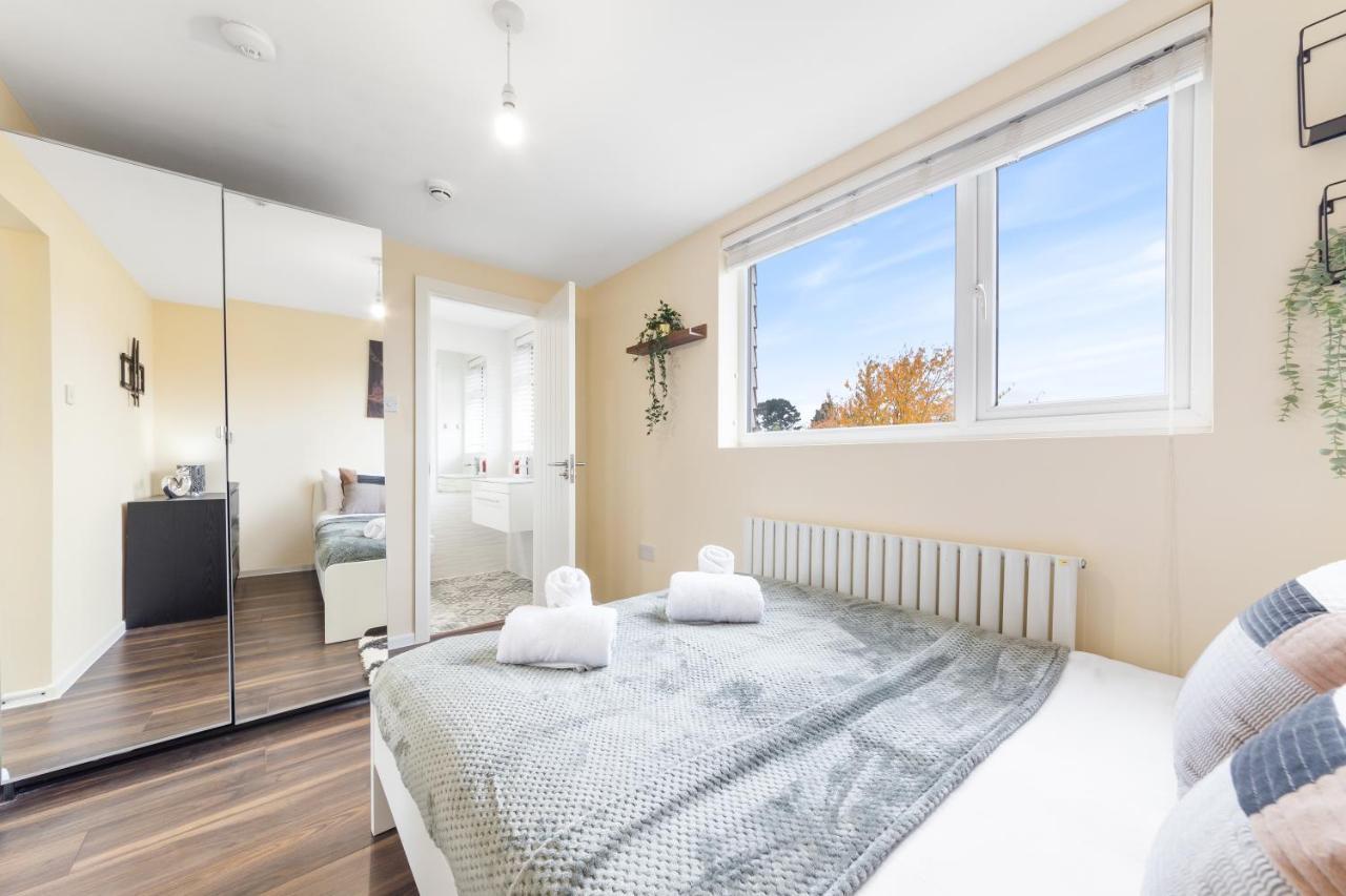 ايزلورث Twickenham Homes المظهر الخارجي الصورة