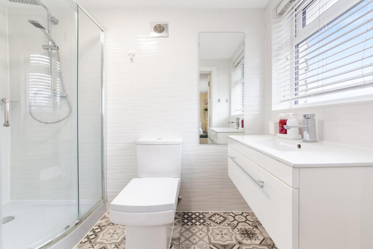 ايزلورث Twickenham Homes المظهر الخارجي الصورة