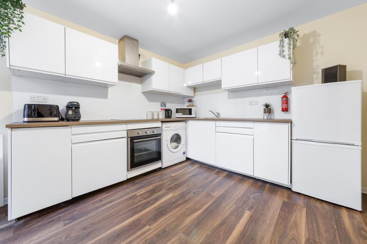 ايزلورث Twickenham Homes المظهر الخارجي الصورة