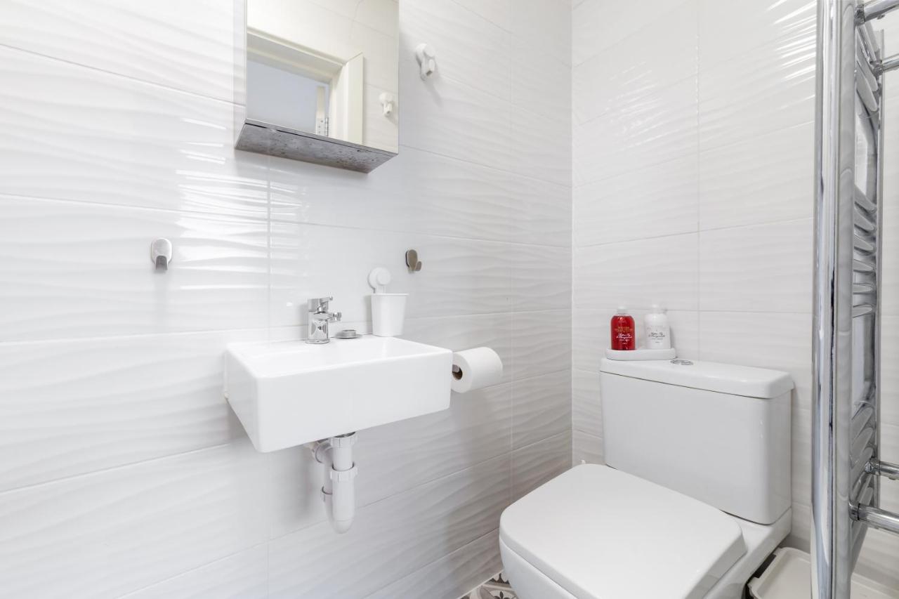 ايزلورث Twickenham Homes المظهر الخارجي الصورة