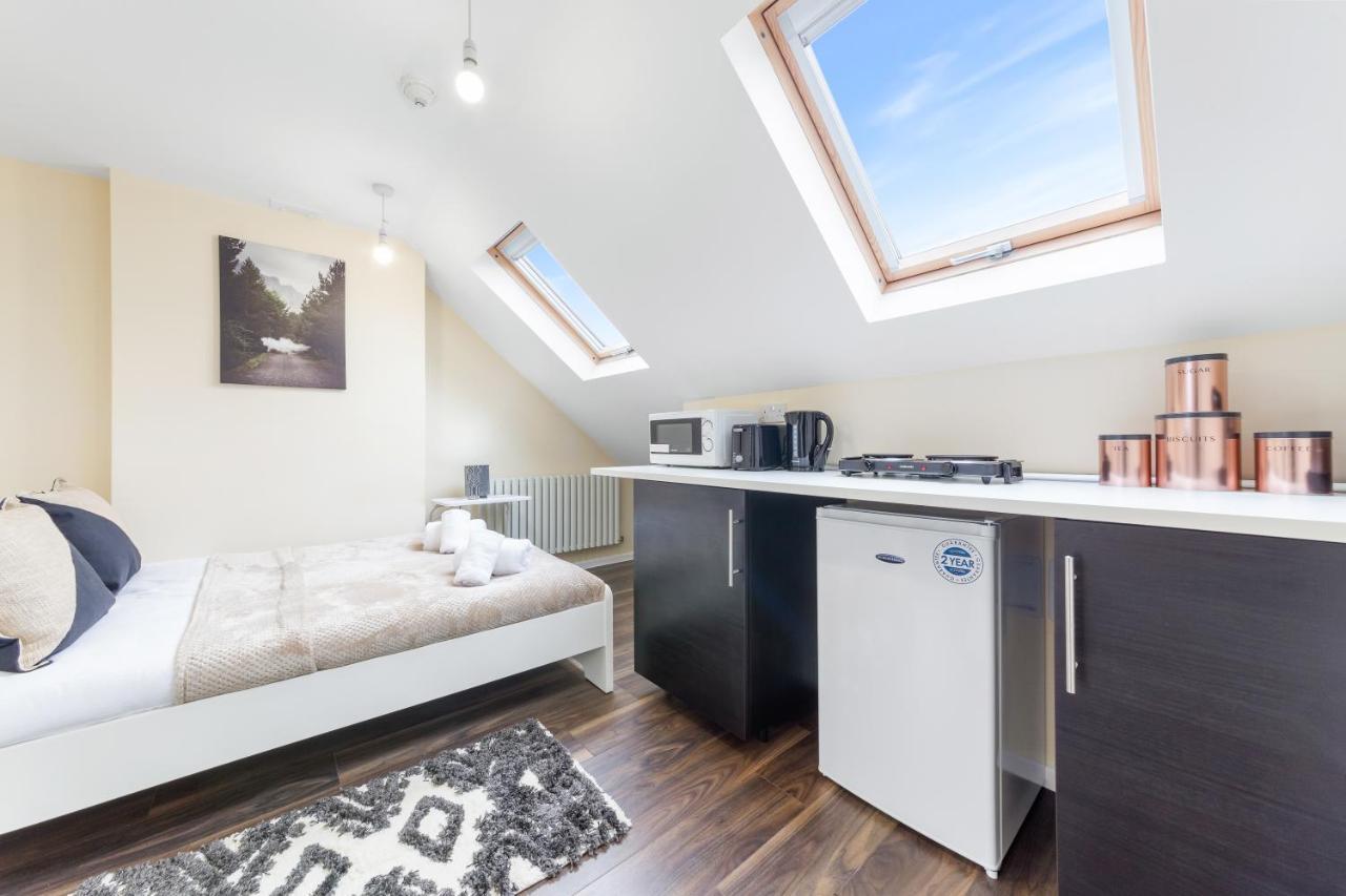 ايزلورث Twickenham Homes المظهر الخارجي الصورة